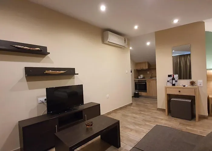 Lagaria Luxury Rooms & Apartments