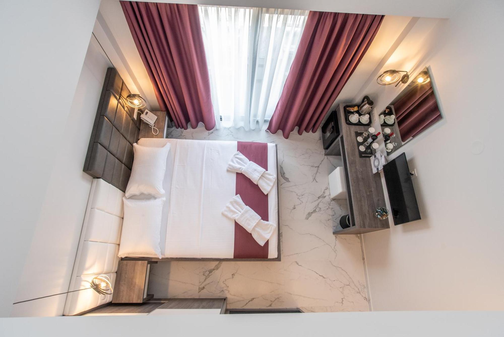 Lagaria Luxury &